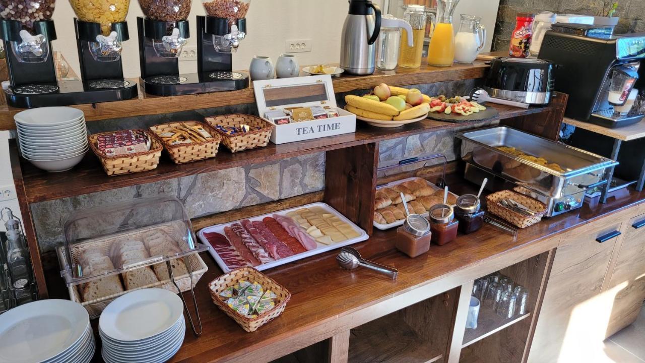B&B Plitvica Villa Prica พลิตวิชกา เยเซรา ภายนอก รูปภาพ