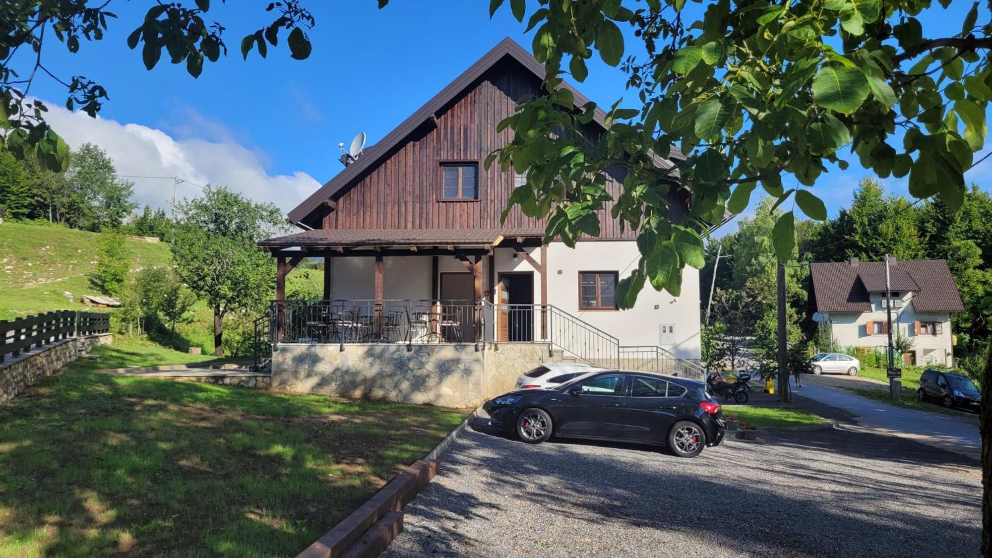 B&B Plitvica Villa Prica พลิตวิชกา เยเซรา ภายนอก รูปภาพ